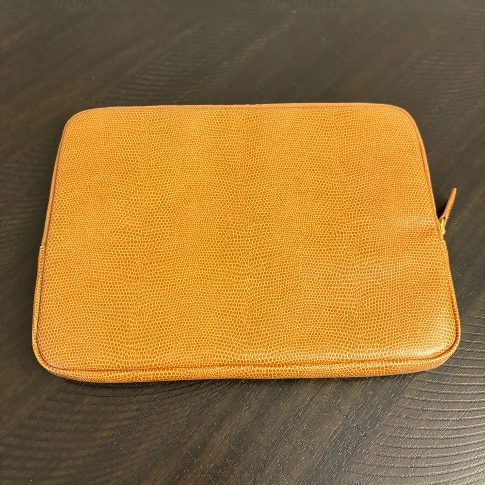 Francine Tablet Sleeve Storage Case New Brown Zipper Closure with Blue Interior